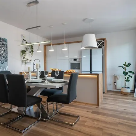 Apartment Tragos